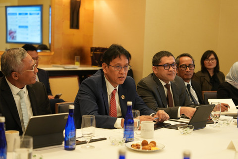 Menteri Keuangan Purbaya Yudhi Sadewa di Peninsula Hotel New York, pada Senin (13/4). Foto: Dok. Kementerian Keuangan