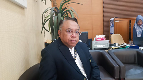Kepala Kantor Komunikasi Publik Unpad, Dandi Supriadi saat ditemui di Kantor Komunikasi Publik Unpad, Kamis (16/4/2026). Foto: Abisatya/kumparan