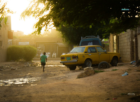 Salah satu sudut kota Khartoum, Sudan. Foto: Ammar Nassir/Unsplash