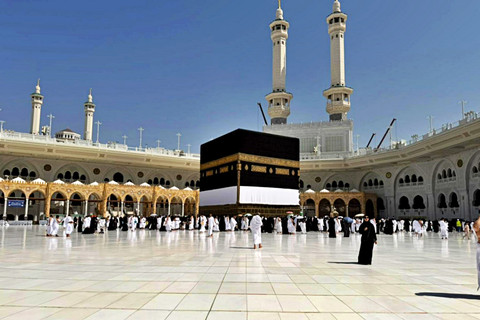 Ka'bah diselimuti kain Ihram. Foto: M Lutfan Dharmawan/MCH