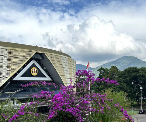 Gedung rektorat sebagai ilustrasi ruang akademik. (Foto: Dok. Pribadi)