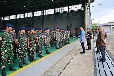 Wakil Ketua Komisi I DPR RI, Gerardus Budisatrio Djiwandono atau Budi Djiwandono berkunjung ke Pangkalan TNI Angkatan Udara Roesmin Nurjadin di Pekanbaru, Riau. Foto: @budidjiwandono/Instagram