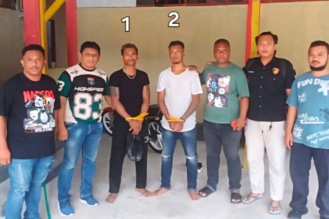 Tampang dua pelaku yang menikam Ketua DPD Golkar Maluku Tenggara, Agrapinus Rumatora atau Nus Kei hingga tewas. Foto: Dok. Polres Maluku Tenggara