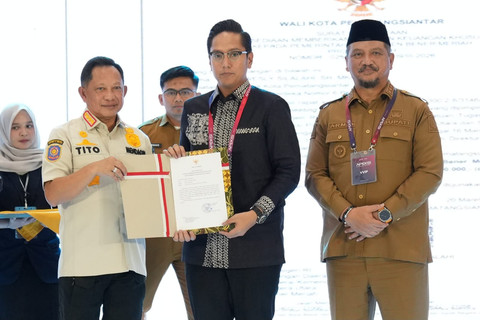 Kasatgas PRR Pascabencana Wilayah Sumatera Muhammad Tito Karnavian menghadiri Rapat Kerja APEKSI Komisariat Wilayah I di Ballroom Hotel Kyriad Muraya, Kota Banda Aceh, Aceh, Senin (20/4/2026). Foto: Satgas PRR