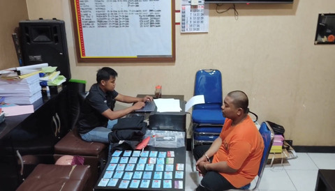 Ilham Wahyudi saat menjalani pemeriksaan di Polres Mojokerto. Foto: Dok. Istimewa