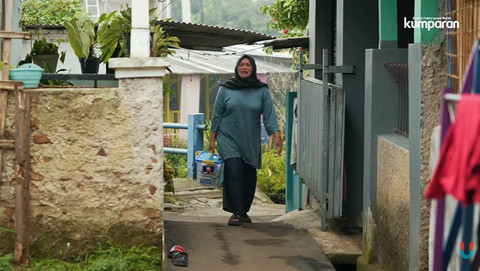 Irma melawan stigma untuk tetap mandiri berusaha dan berdaya. Foto: dok. kumparan/YouTube.