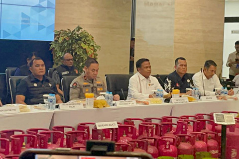 Konferensi Pers Pengungkapan Tindak Pidana Penyalahgunaan BBM dan LPG Subsidi Dit Tipidter Bareskrim Polri dan Polda Jajaran di Bareskrim Polri, Jakarta Selatan, Selasa (21/4/2026). Foto: Jeni Ritanti/kumparan