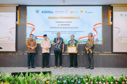 Wamensos Agus Jabo menghadiri acara Launching Pemberian "CSR dan Pengembangan Desa Berkelanjutan Awards 2026" di Kantor Kementerian Desa dan Pembangunan Daerah Tertinggal, Selasa (21/4/2026). Foto: Kemensos RI