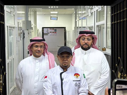 Dapur katering Meez Marry di Madinah. Foto: Dok. MCH