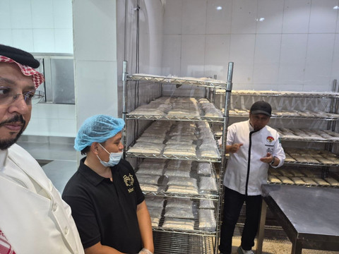 Dapur katering Meez Marry di Madinah. Foto: Dok. MCH