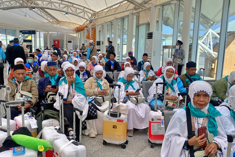 Kedatangan jemaah haji asal Indonesia di Bandara AMAA Madinah. Foto: Dok. MCH