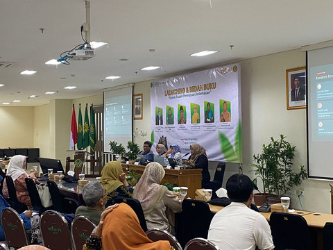 Launching dan bedah buku "Syarah Risalah Perempuan Berkemajuan" di UNISA Yogyakarta, Rabu (22/4). Foto: Pandangan Jogja/Gracetika JP