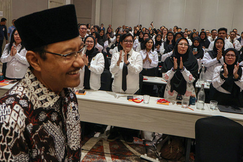 Menteri Sosial Saifullah Yusuf menghadiri pelatihan manajemen guru dan kepala Sekolah Rakyat di Cibinong, Kabupaten Bogor, Jawa Barat, Kamis (23/4/2026). Foto: Yulius Satria Wijaya/ANTARA FOTO