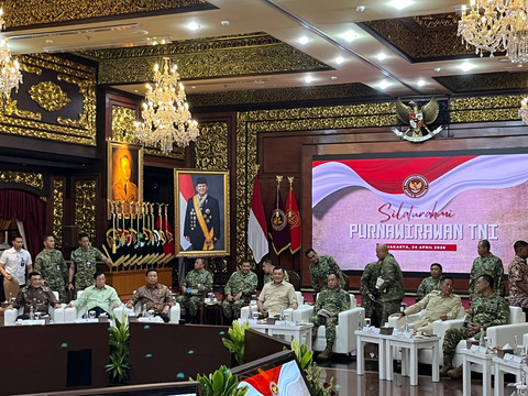 Suasana pertemuan Menhan dan para purnawirawan pada Jumat (24/4/2026). Foto: Abid Raihan/kumparan