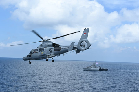 Suasana Latihan Operasi Laut Gabungan dan Penembakan Senjata Khusus TNI Tahun 2026 di Perairan Karimunjawa, Semarang, Kamis (23/4/2026). Foto: Dok. Puspen TNI