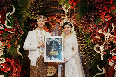 Pernikahan El Rumi dan Syifa Hadju di Jakarta, Minggu (26/4/2026). Foto: Bridestory