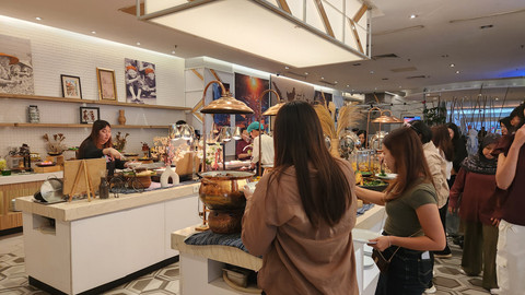 Taste of Nusantara di Sunday Lunch, HARRIS Hotel & Conventions Kelapa Gading. Foto: Azalia Amadea/kumparan