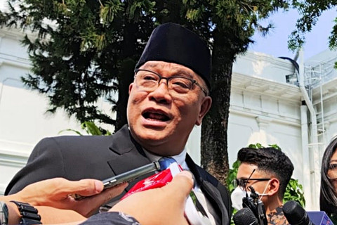 Jumhur Hidayat tiba di Istana Kepresidenan jelang pelantikan. Foto: Jonathan Devin/kumparan