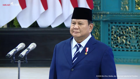 Presiden Prabowo Subianto tiba jelang pelantikan sejumlah pejabat negara di Istana Negara, Jakarta, Senin (27/4/2026). Foto: YouTube/ Sekretariat Presiden
