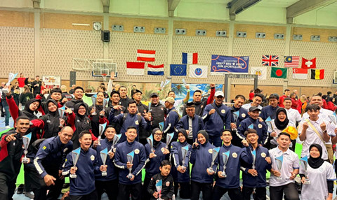 Pesilat asal Kabupaten Kudus, Jawa Tengah, Safira Dwi Meilani meraih medali emas di Belgia Open 2026. Foto: Dok. Safira Dwi Meilani