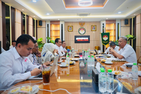 Wakil Menteri Sosial Agus Jabo Priyono menerima audiensi Gerakan Solidaritas Nasional (GSN) di Kantor Kemensos, Jakarta Pusat, Senin (27/4/2026) Foto: Kemensos RI