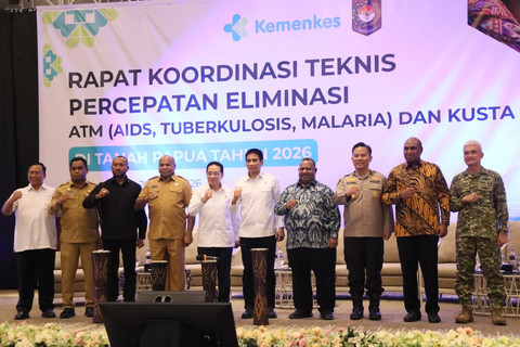 Wamendagri Akhmad Wiyagus menghadiri Rapat Koordinasi Teknis Percepatan Eliminasi AIDS, Tuberkulosis, Malaria, dan Kusta di Tanah Papua di Hotel Suni Abepura, Kabupaten Jayapura, Papua, Selasa (28/4/2026). Foto: Dok. Kemendagri