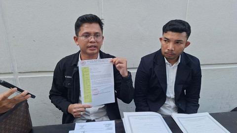 Kuasa hukum korban, Markus Harianja dan Al Qudri Tambusai, yang melaporkan Eks finalis Puteri Indonesia 2024 Jeni Rahmadial Fitri karena melakukan praktik operasi kecantikan ilegal di Klinik Arauna Beauty, Pekanbaru, Riau. Foto: Dok. Istimewa
