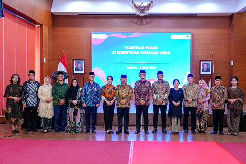 Pelantikan 7 pejabat Eselon I di Kementerian PU, Jakarta pada Jumat (1/5/2026). Foto: Dok. Birkom Kementerian PU
