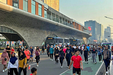 Suasana Car Free Day (CFD) di kawasan Bundaran HI, Jakarta, Minggu (3/5/2026). Foto: Jeni Ritanti/kumparan