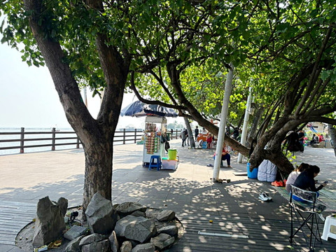 Suasana Ancol di hari terakhir long weekend, Minggu (3/5/2026). Foto: Kevin Daniel/kumparan
