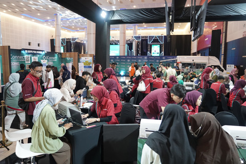 Bank Jatim sukses menggelar puncak acara launching JConnect dalam rangkaian kegiatan yang berlangsung di Grand City Surabaya, pada 1-3 Mei 2026. Foto: Bank Jatim