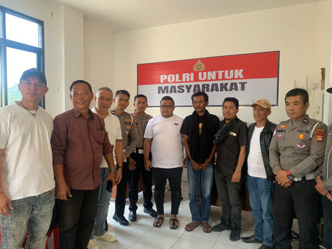 Perwakilan Hogers Indonesia mengikuti proses pemeriksaan di Polres Toraja Utara dan bertemu masyarakat setempat. Foto: Hogers Indonesia