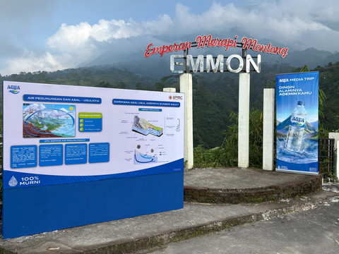 Bukit Emmon (Emperan Merapi Montong) yang jadi sumber tangkapan air AQUA di Myrian, Boyolali, Jawa Tengah. Foto: Gitario Vista Inasis/kumparan