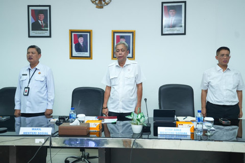 Wamensos Agus Jabo instruksikan Sekolah Rakyat gunakan dapur mandiri untuk makan siang murid, transisi dari sistem catering mulai tahun ajaran baru. Foto: Dok. Kemensos