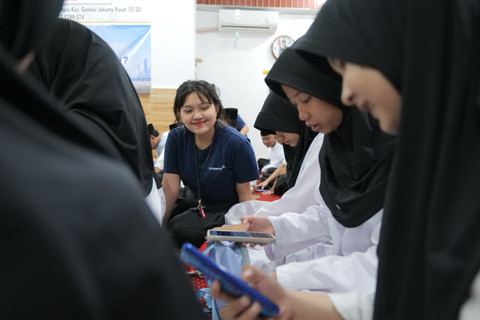 Lintasarta menggelar Lintasarta Mengajar, program pelatihan teknis dan edukasi digital. Foto: Dok. Lintasarta