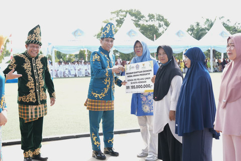 Wamendagri Wiyagus optimis Kota Kendari jadi pusat ekonomi & industri MICE Indonesia Timur di HUT ke-195. Foto: Dok. Kemendagri