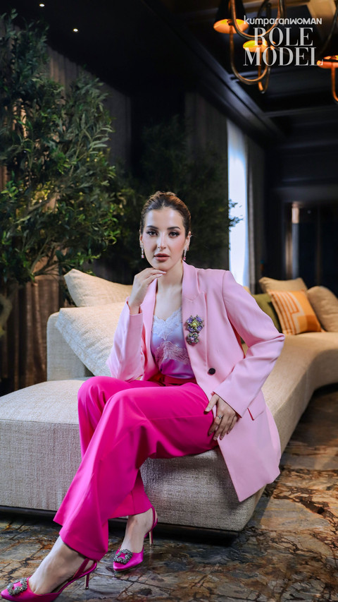 Tasya Farasya untuk Role Model berpose untuk program Role Model kumparan. Foto: Jamal Ramadhan/kumparan
