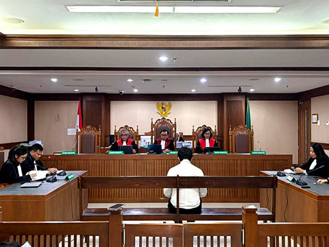 Direktur PT Terra Drone Indonesia Michael Wisnu Wardhana menjalani sidang tuntutan kasus kebakaran gedung kantor Terra Drone di PN Jakarta Pusat, Senin (11/5/2026). Foto: Rayyan/kumparan 