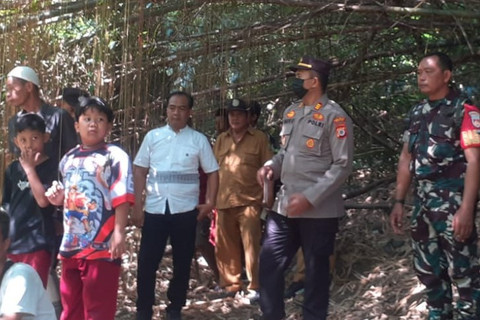 Dua mayat ditemukan di Sungai Bedog di Dusun Mangir Tengah, Sendangsari, Kapanewon Pajangan, Kabupaten Bantul, Senin (11/5/2026). Foto: Polres Bantul