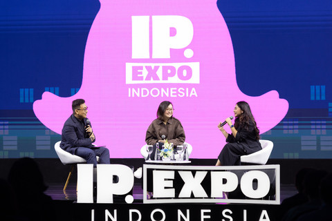 Talkshow bersama Irene Umar (Wakil Menteri Ekonomi Kreatif ) dan Galuh Paskamagma (Program Manager Djarum Foundation) di IP Expo Indonesia. Foto: Djarum Foundation
