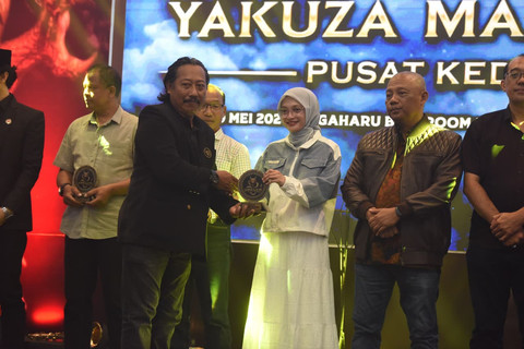 Deklarasi Yakuza Maneges di Kediri, dipimpin oleh Den Gus Thuba Topo Broto Maneges. Foto: Dok. Istimewa