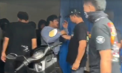 Dittipidnarkoba Bareskrim Polri menggerebek Kampung Narkoba di Gang Langgar, Kota Samarinda, Kalimantan Timur. Foto: Dok. Istimewa