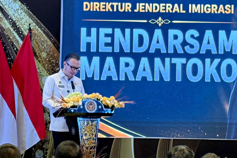 Direktur Jenderal Imigrasi Kementerian Imigrasi dan Pemasyarakatan, Hendarsam Marantoko, saat memberikan sambutan dalam sosialisasi Golden Visa, di Jakarta Pusat, Kamis (21/5/2026). Foto: Jeni Ritanti/kumparan