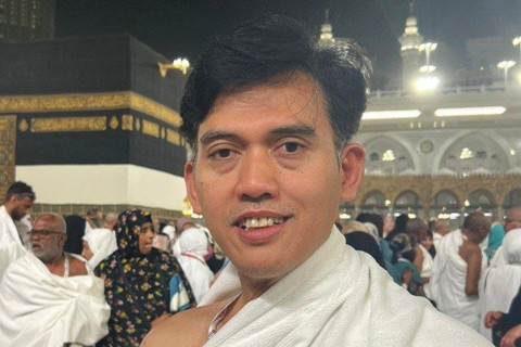 Anggota Musyrif Diny, Prof. Asrorun Ni'am, di Makkah. Foto: Dok. MCH 2026