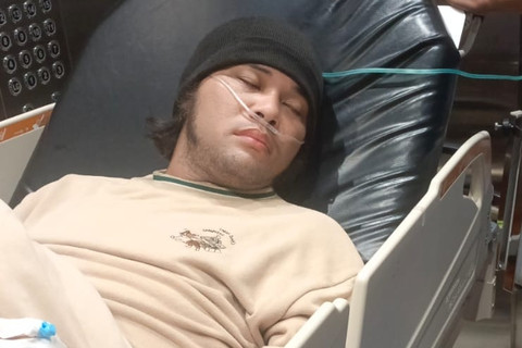 Calvin Dores dilarikan ke rumah sakit karena serangan jantung.
Foto: Dok. Istimewa