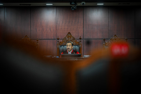 Ketua Mahkamah Konstitusi (MK) Suhartoyo memimpin sidang pengucapan putusan di Gedung Mahkamah Konstitusi, Jakarta, Senin (25/5/2026). Foto: Galih Pradipta/ANTARA FOTO