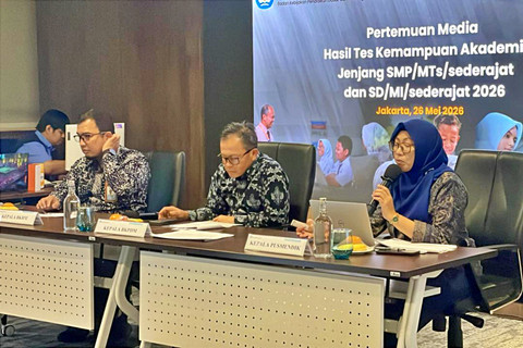 Konferensi Pers Hasil Kemampuan Akademik Jenjang SMP/MTs/sederajat dan SD/MI/sederajat 2026, di Gedung Kementerian Pendidikan Dasar dan Menengah (Kemendikdasmen), Jakarta, Selasa, (26/5/2026). Foto: Jeni Ritanti/kumparan