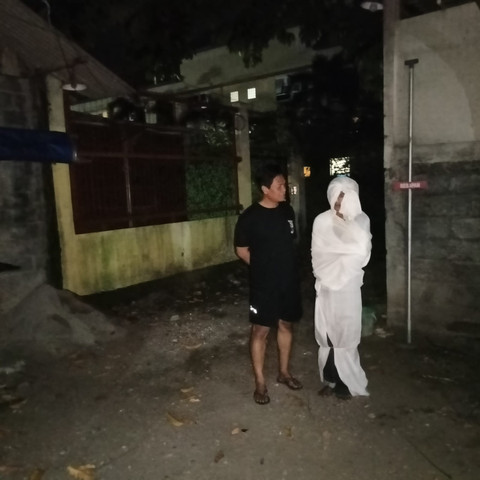 Polres Sragen mengamankan tiga orang pelajar setelah geger media sosial aksi live TikTok bertema "pocong jadi-jadian" viral di Sragen. Foto: Dok. Polres Sragen