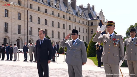 Upacara penyambutan Presiden Prabowo Subianto di Paris, Prancis, Kamis (28/5/2026). Foto: YouTube/ Sekretariat Presiden