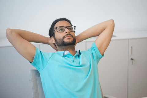 https://www.pexels.com/photo/bearded-man-in-blue-polo-shirt-8204384/